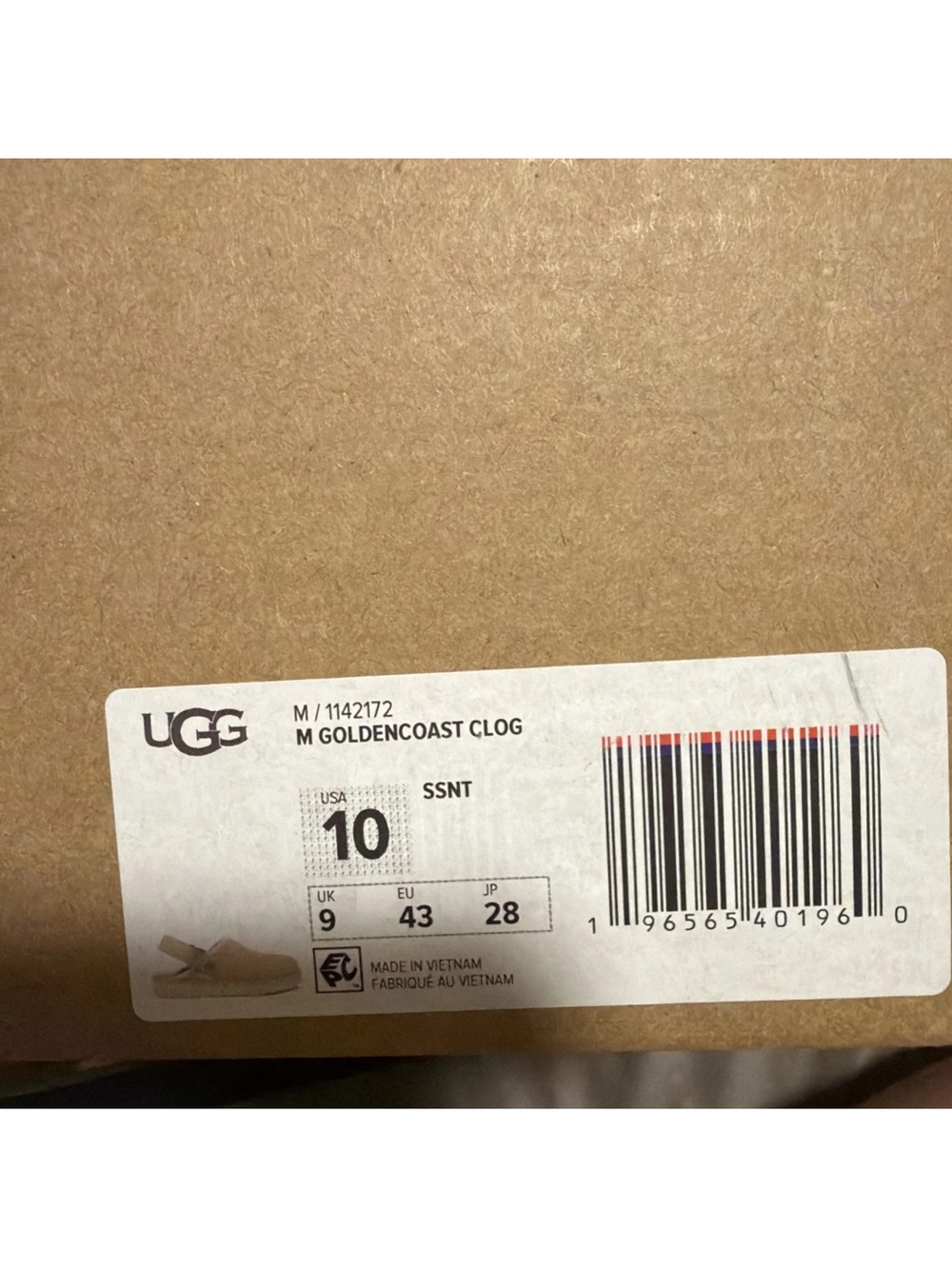 UGG GoldenCoast Clog in Chestnut